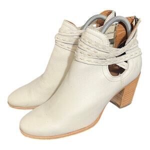 FRYE Naomi Pickstitch White Leather Shootie Boots Womens Size 7.5 Heeled‎